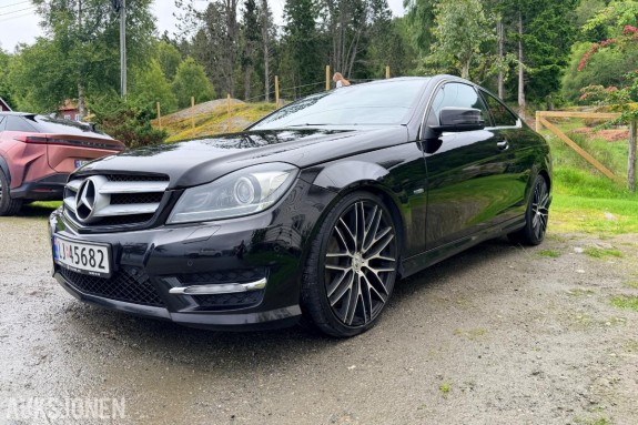 2012 Mercedes-Benz C 180 1.8 bensin 156HK Automat, Cruisekontroll, S+V Dekk