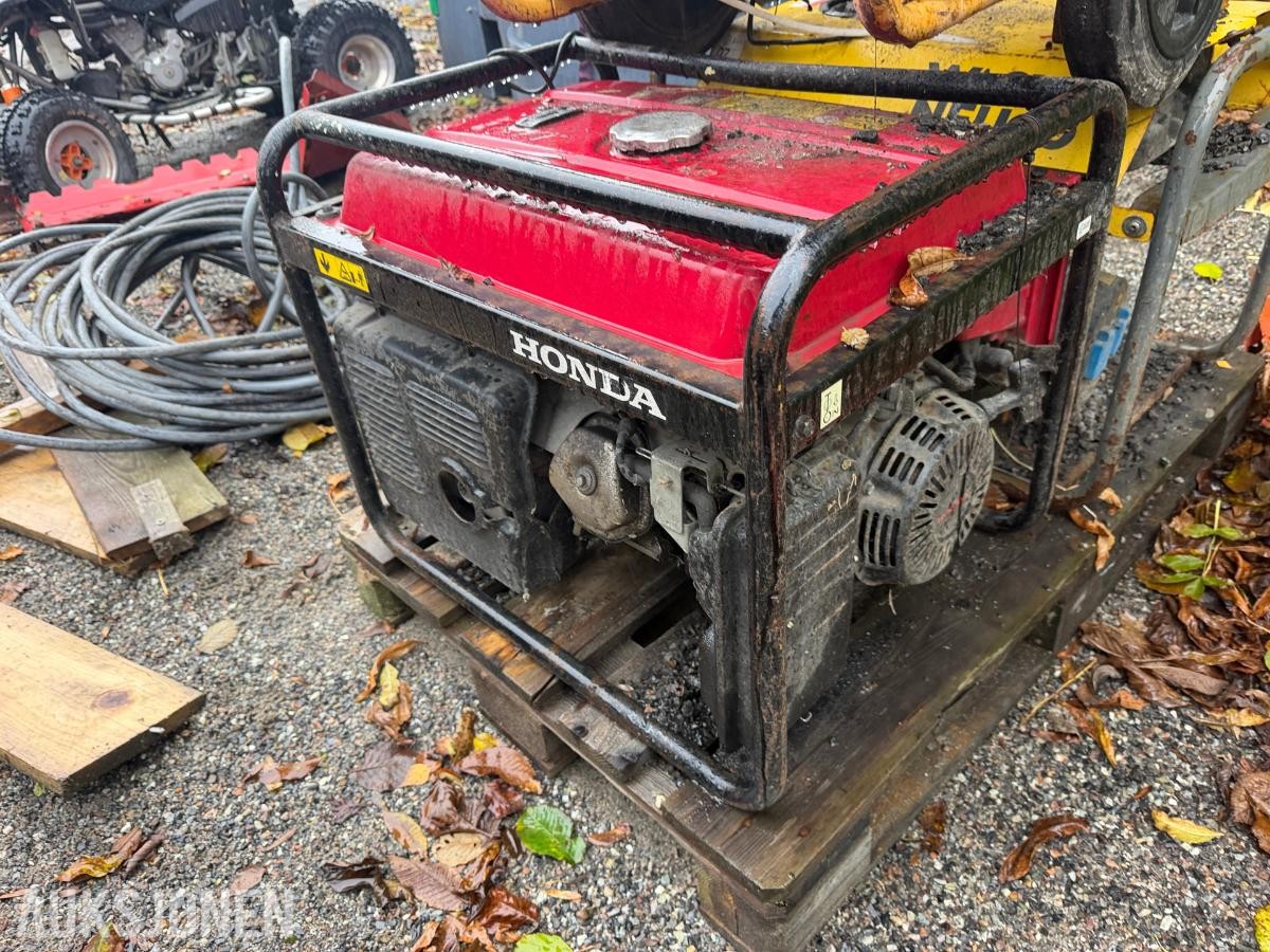2004 Honda EM4500CXS aggragat
