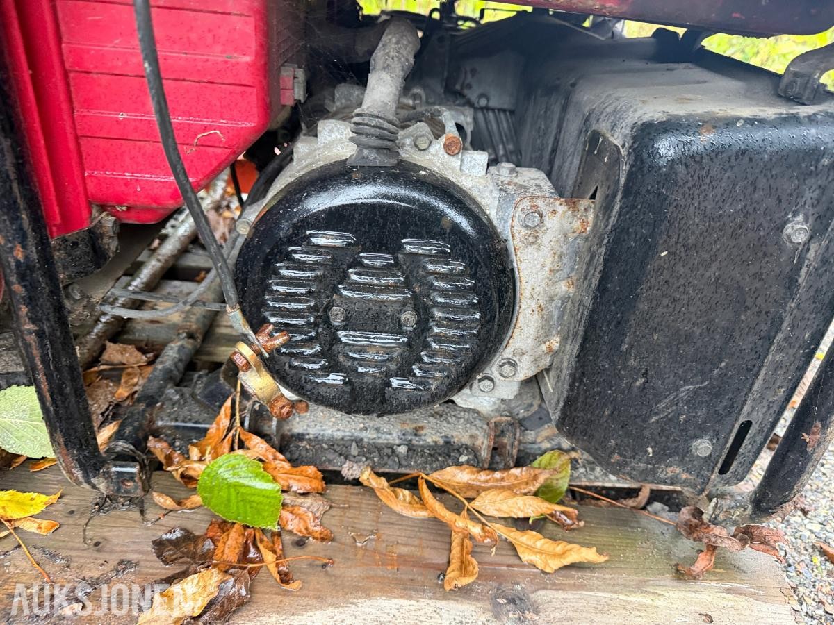 2004 Honda EM4500CXS aggragat