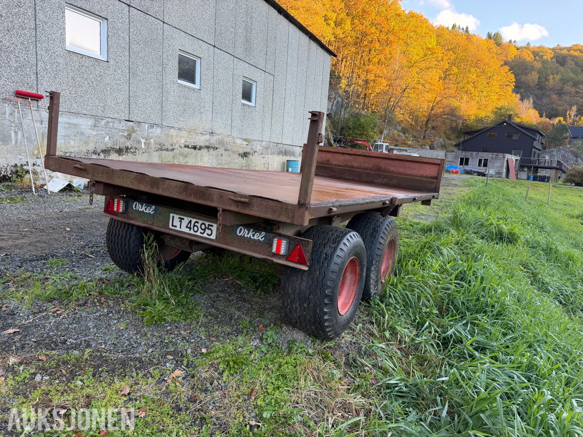 1988 ORKEL TRAKTORTILHENGER MED TIPP