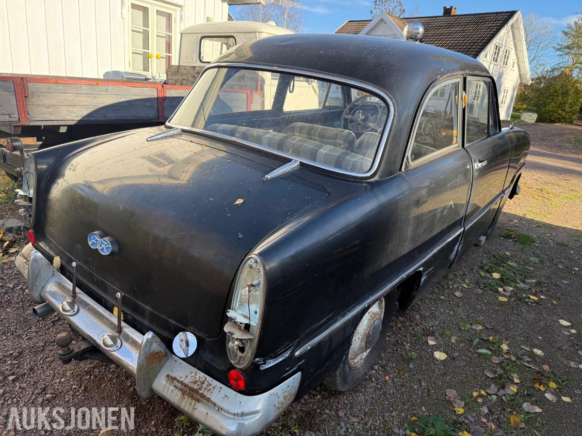 1954 Ford Taunus 12M Globus – Kjørbart restaureringsprosjekt