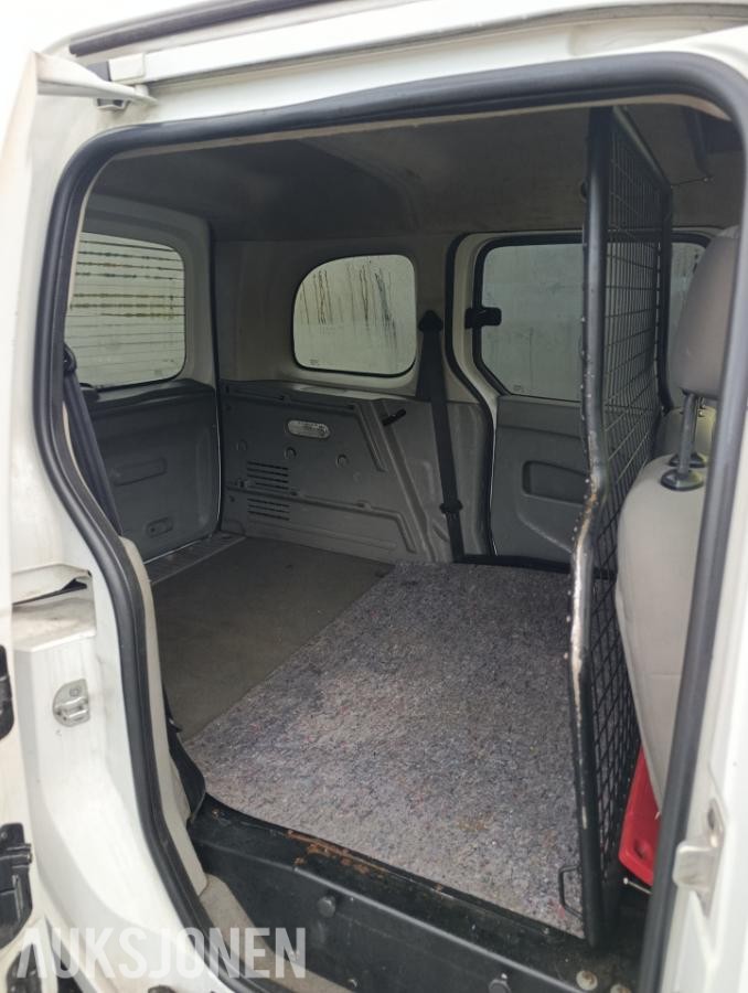 2010 Renault Kangoo 1.5 D 103HK HENGERFESTE SKYVEDØRER