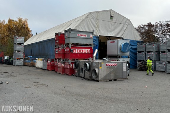 OB Wiik Lagerhall med reoler og mesanin - 27,5x12 - UTEN MINSTEPRIS