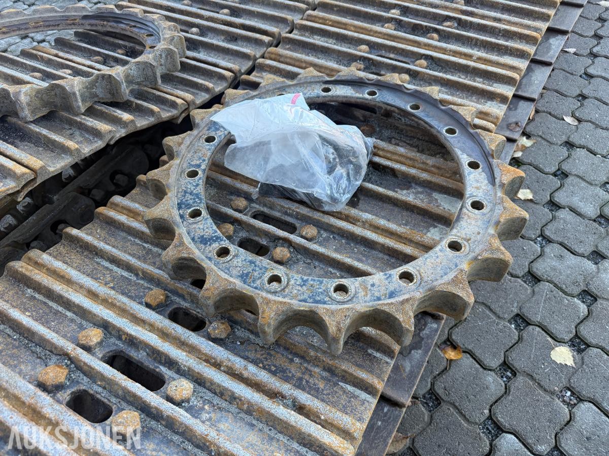 2021 Cat 323 belteplater m/sprocket