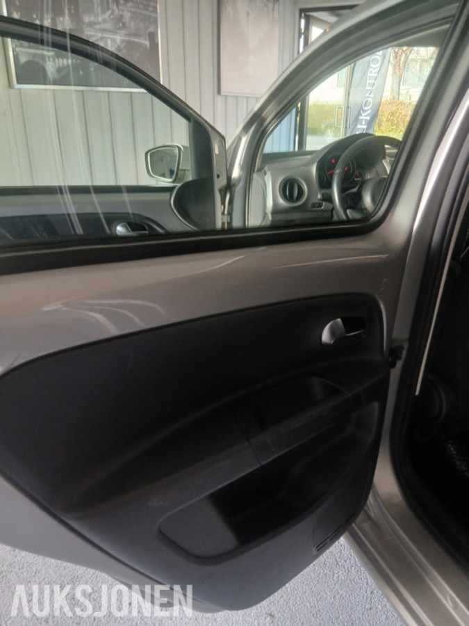 2015 Volkswagen UP! 60hk