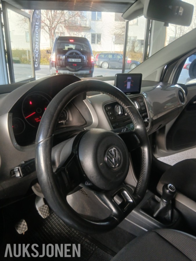 2015 Volkswagen UP! 60hk