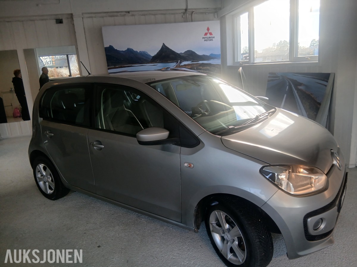 2015 Volkswagen UP! 60hk