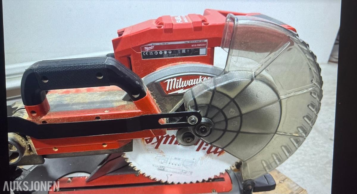 Milwaukee  FMS254 kappsag og gjerdesag