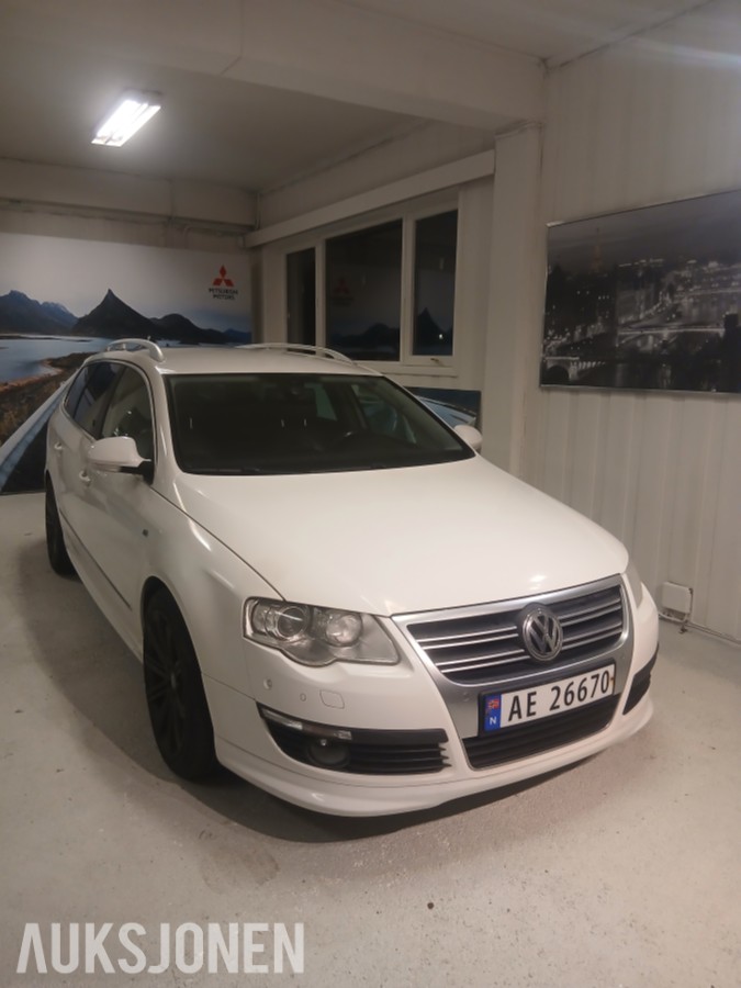 2010 Volkswagen PASSAT 2.0-140 D R-Line DSG / EU-OK til 09.2028 / H.feste