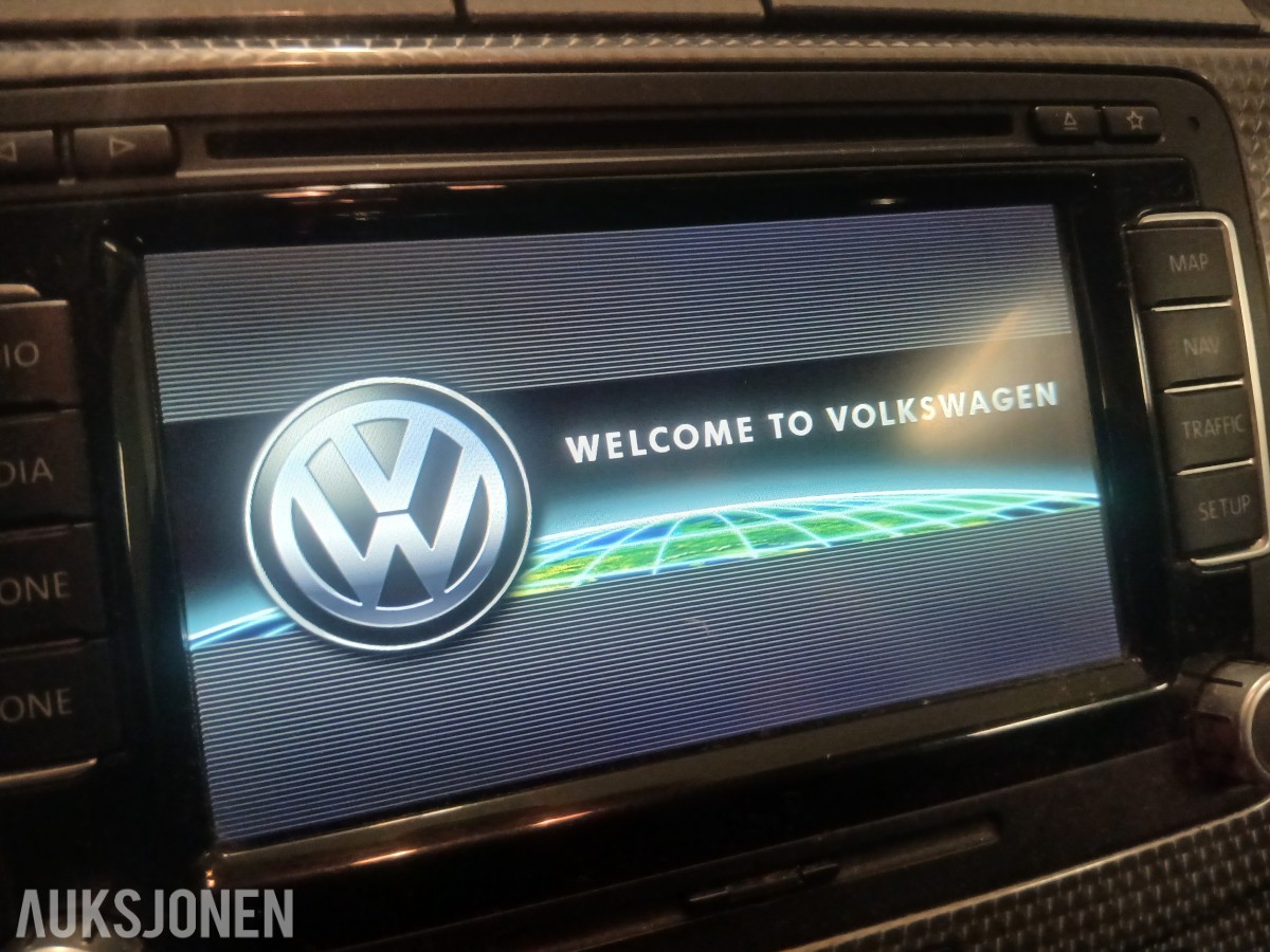 2010 Volkswagen PASSAT 2.0-140 D R-Line DSG / EU-OK til 09.2028 / H.feste