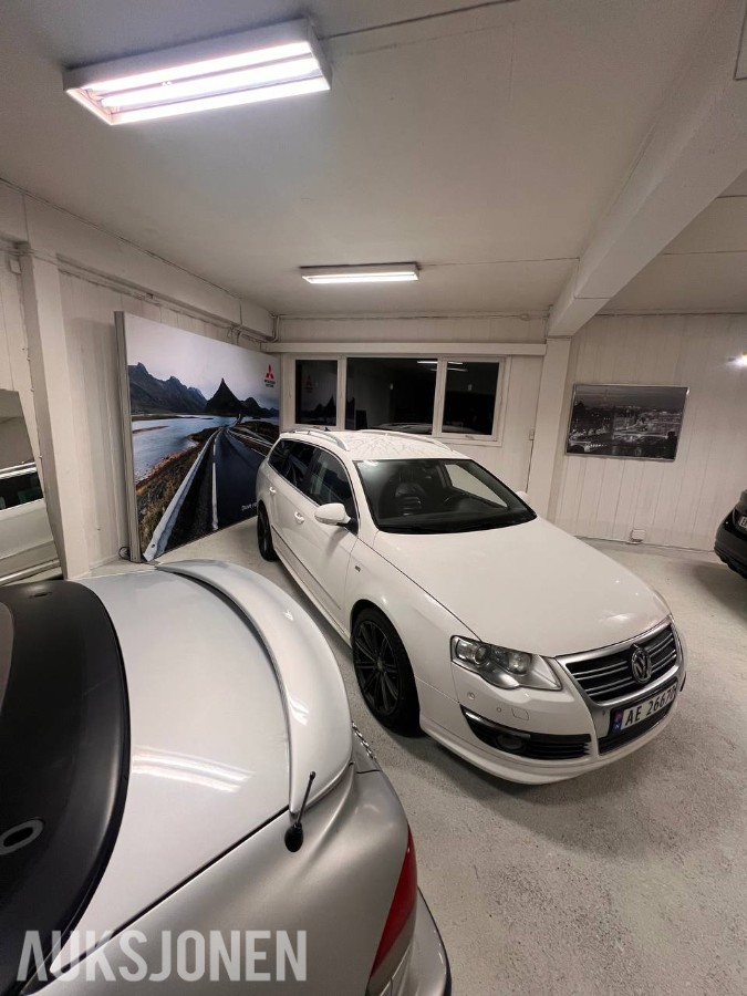 2010 Volkswagen PASSAT 2.0-140 D R-Line DSG / EU-OK til 09.2028 / H.feste
