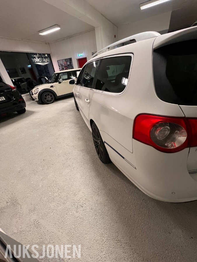 2010 Volkswagen PASSAT 2.0-140 D R-Line DSG / EU-OK til 09.2028 / H.feste