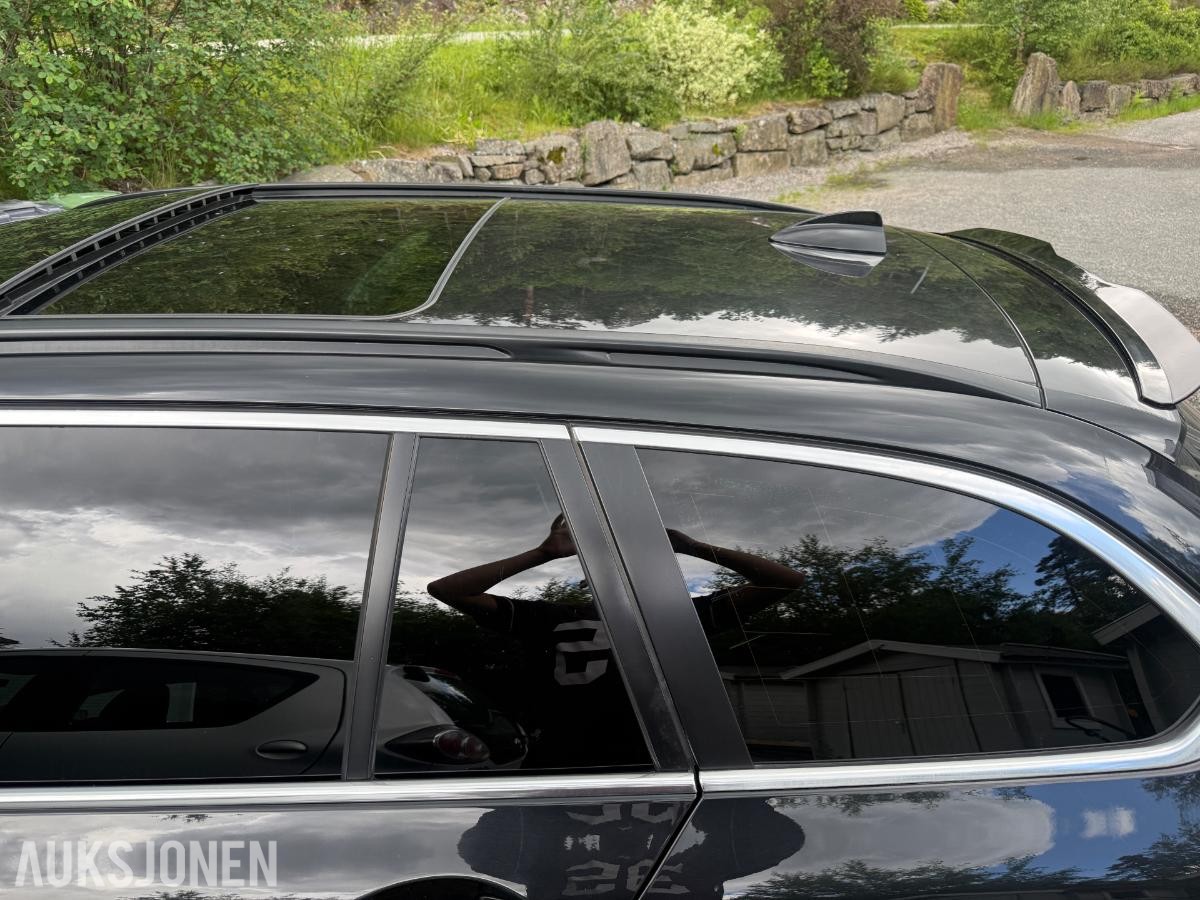 2011 BMW 520D 184HK AUTOMAT CRUISEKONTROLL HENGERFESTE