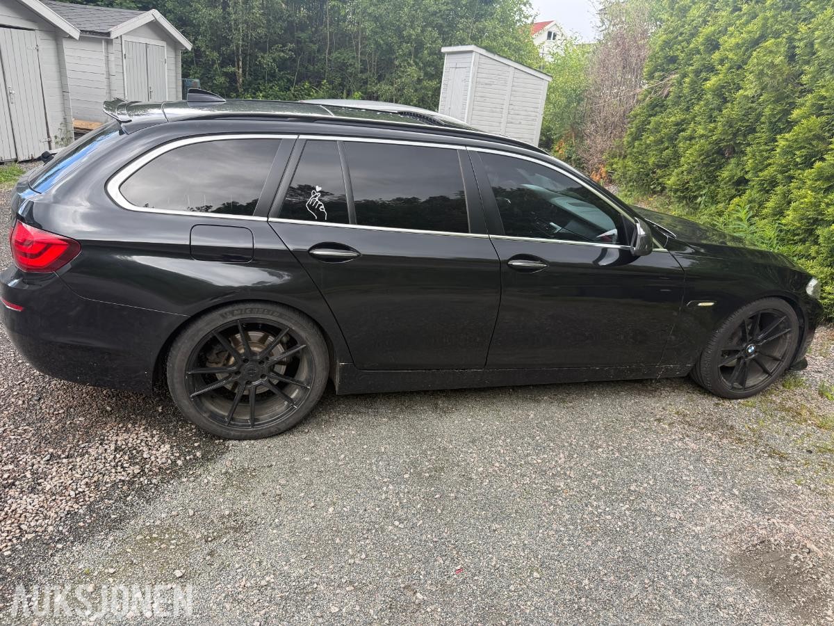 2011 BMW 520D 184HK AUTOMAT CRUISEKONTROLL HENGERFESTE