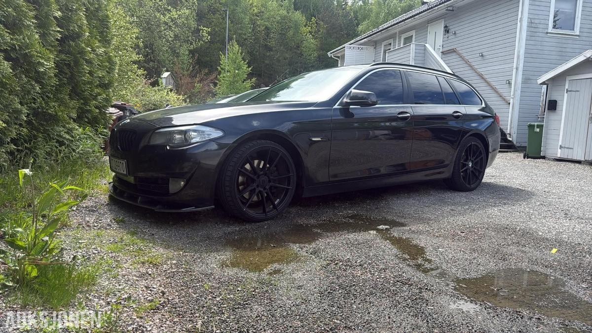 2011 BMW 520D 184HK AUTOMAT CRUISEKONTROLL HENGERFESTE