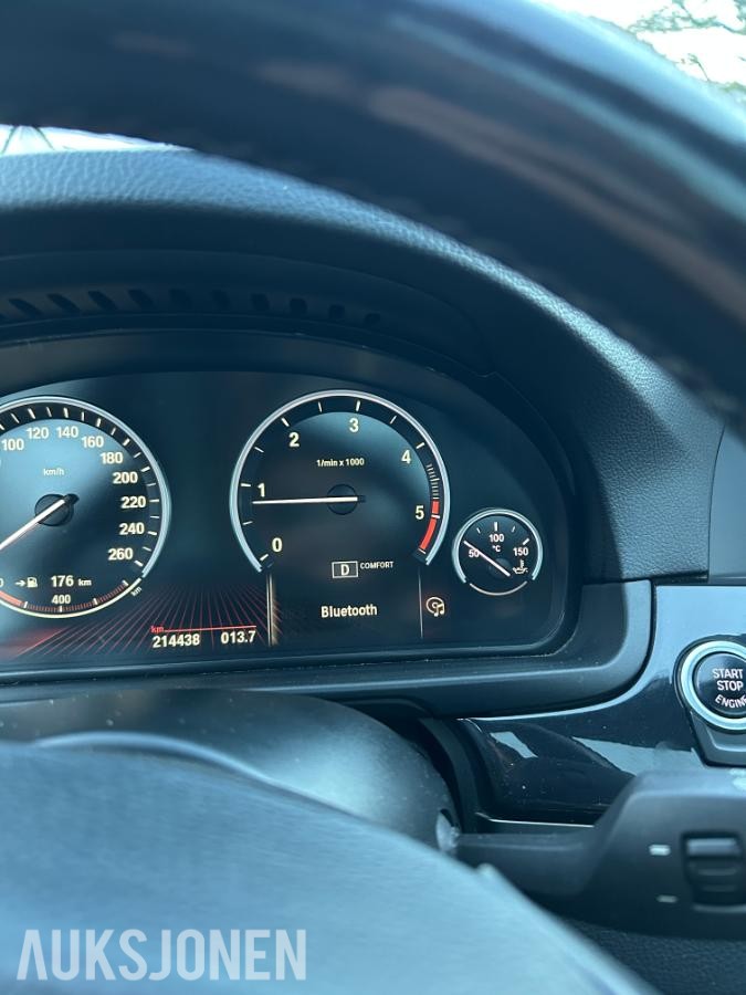 2011 BMW 520D 184HK AUTOMAT CRUISEKONTROLL HENGERFESTE