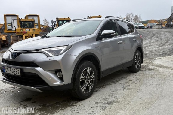 2017 Toyota RAV4 HYBRID ACTIVE STYLE 4WD HEGNERFESTE ACC KAMERA NAVI 