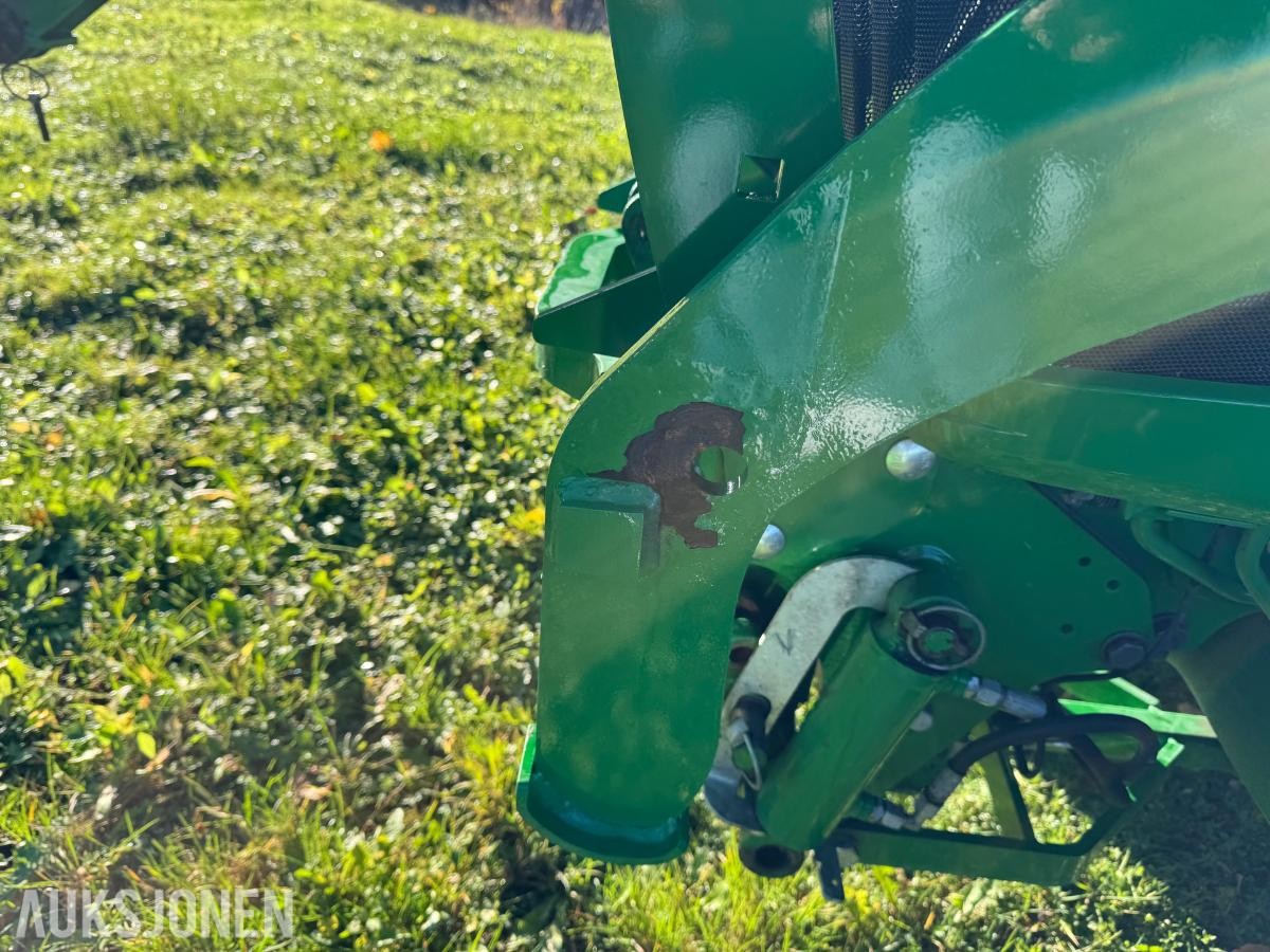 2021 John Deere 4066 Traktor