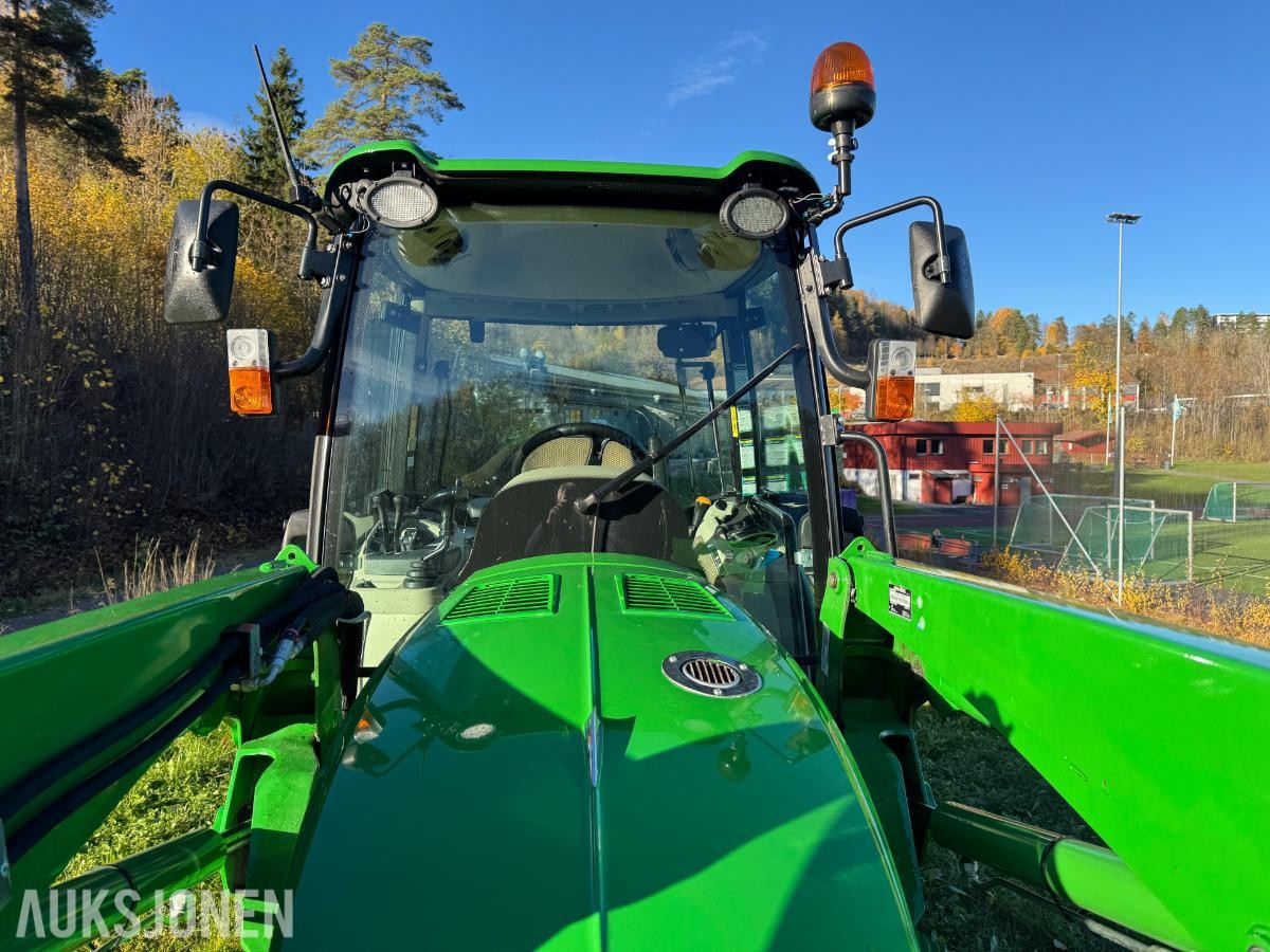 2021 John Deere 4066 Traktor