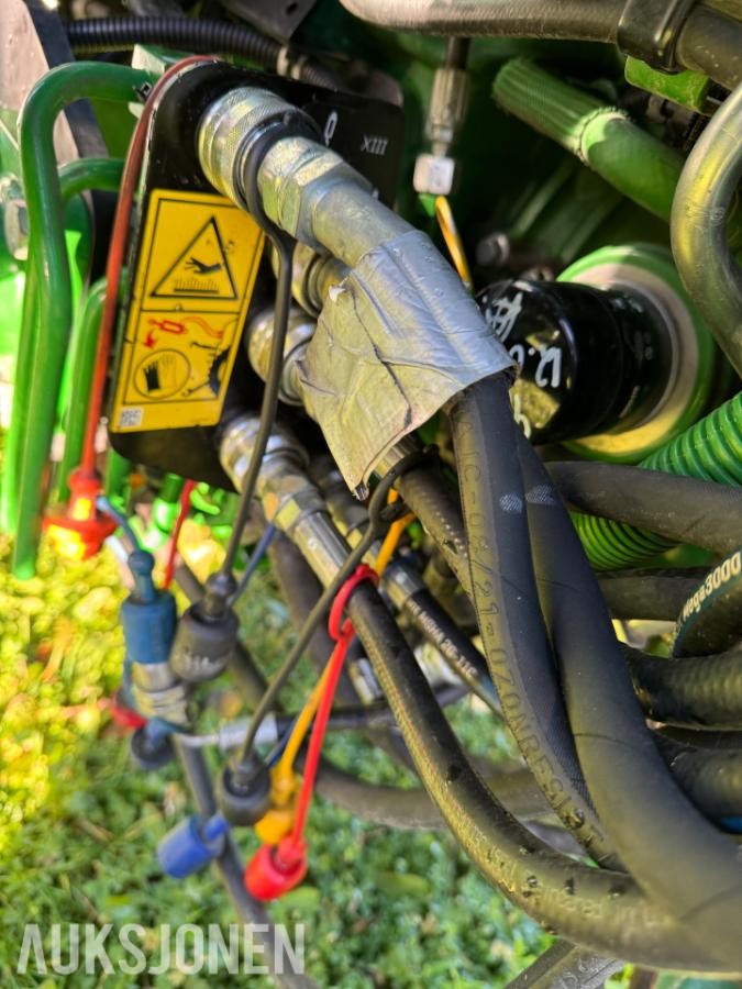 2021 John Deere 4066 Traktor