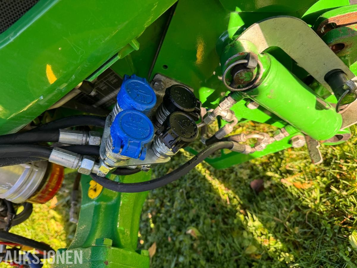 2021 John Deere 4066 Traktor