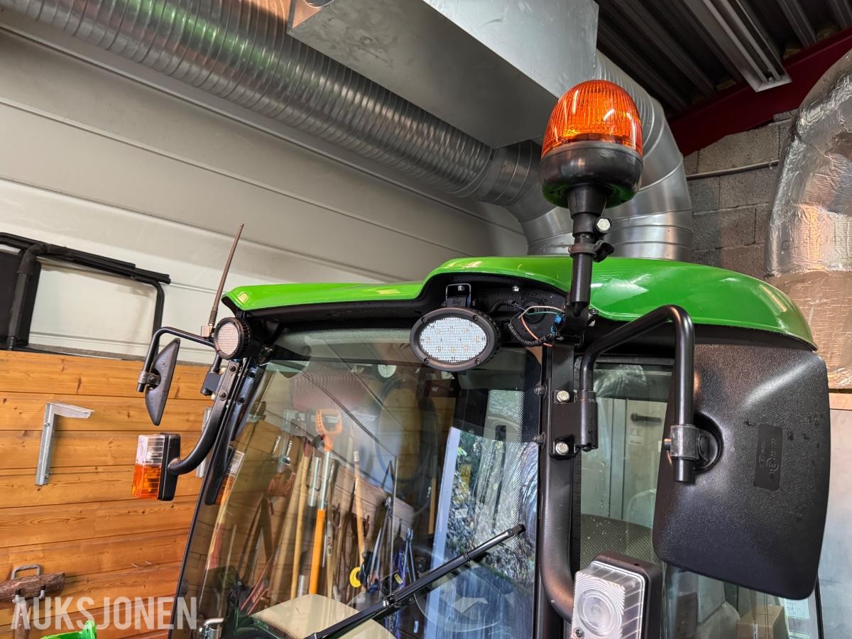 2021 John Deere 4066 Traktor