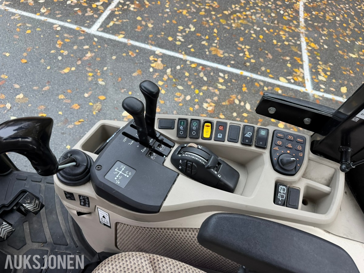 2021 John Deere 4066 Traktor
