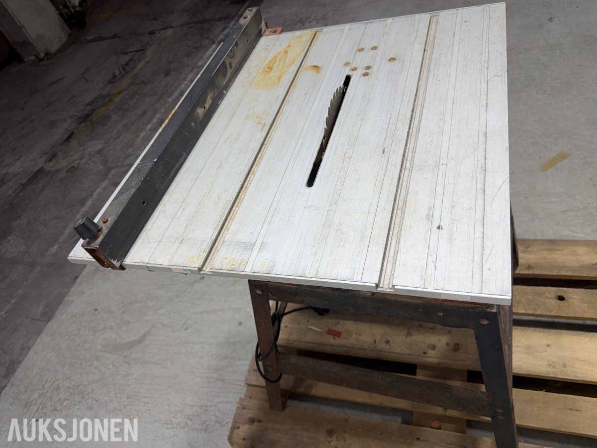 Bordsag TS10 254 mm / 1400 W med understell