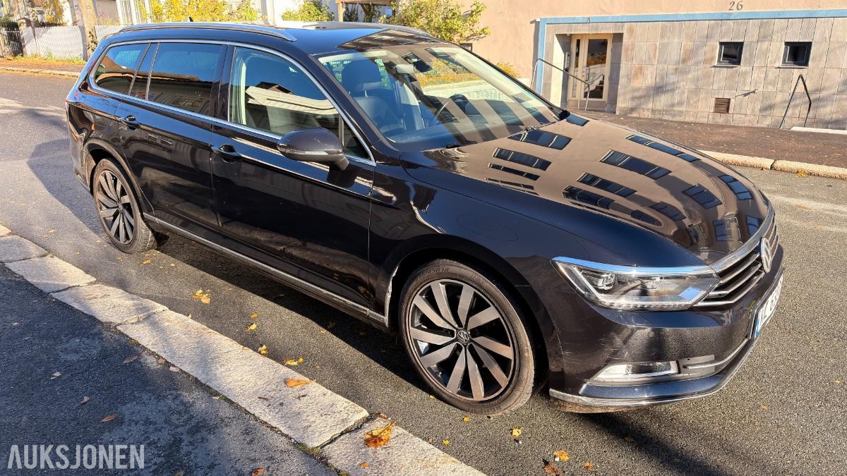 2015 Volkswagen Passat 1,6 TDI 120hk Highline Automat, Kamera, Adaptiv cruisekontroll