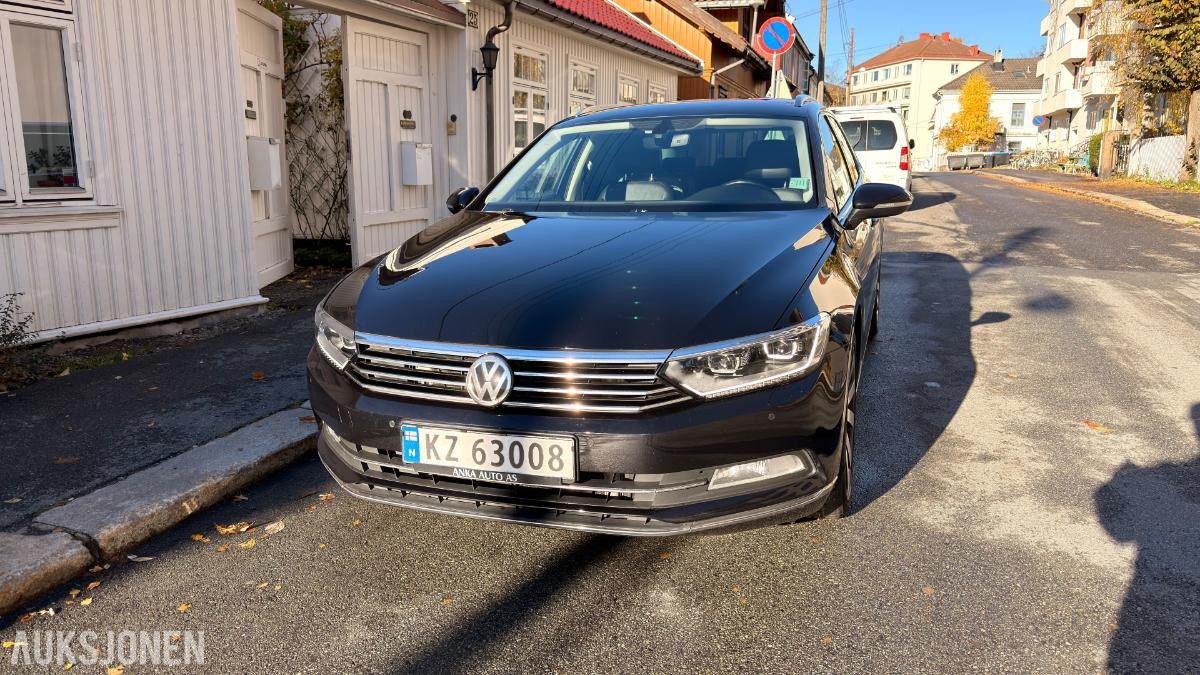 2015 Volkswagen Passat 1,6 TDI 120hk Highline Automat, Kamera, Adaptiv cruisekontroll