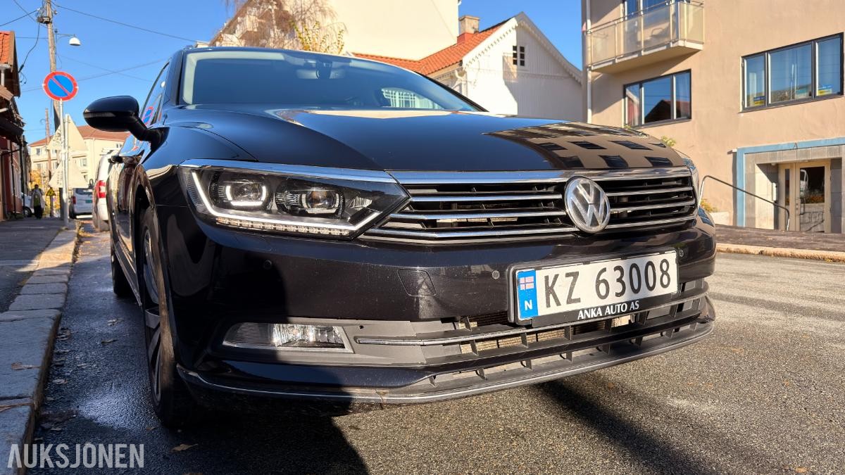 2015 Volkswagen Passat 1,6 TDI 120hk Highline Automat, Kamera, Adaptiv cruisekontroll