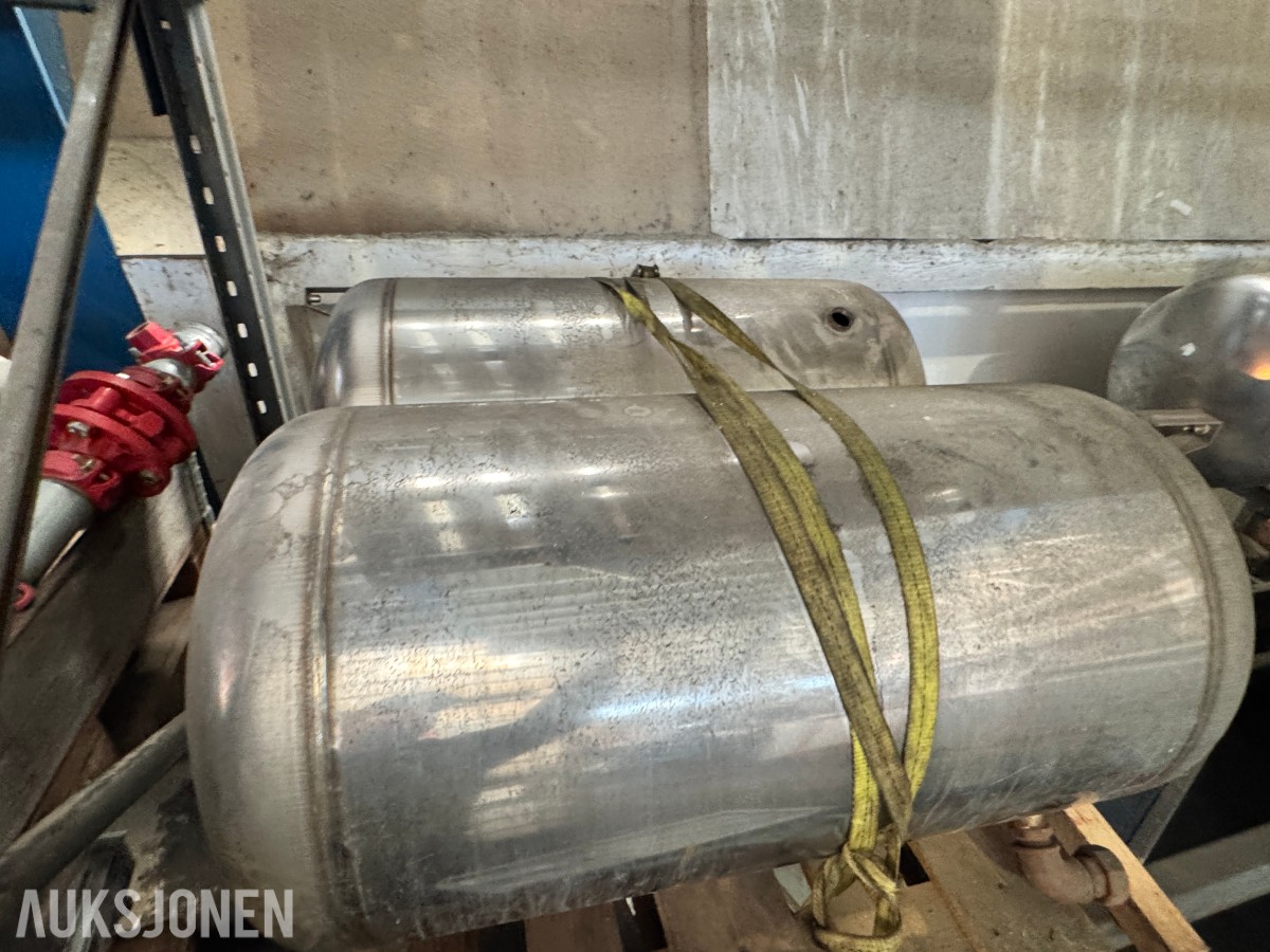 2 stk Rustfrie Syrefaste tanker