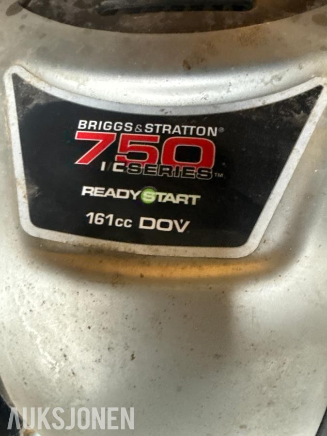2010 Garden Loader 250