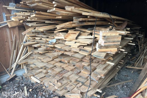 Eikeplanker selges samlet. Saget i 2023