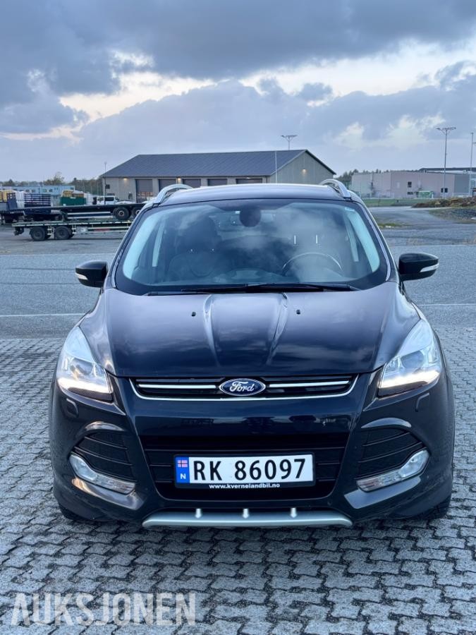 2015 FORD KUGA 2.0 TDCI 150HK AWD AUTOMAT SKINN HENGERFESTE