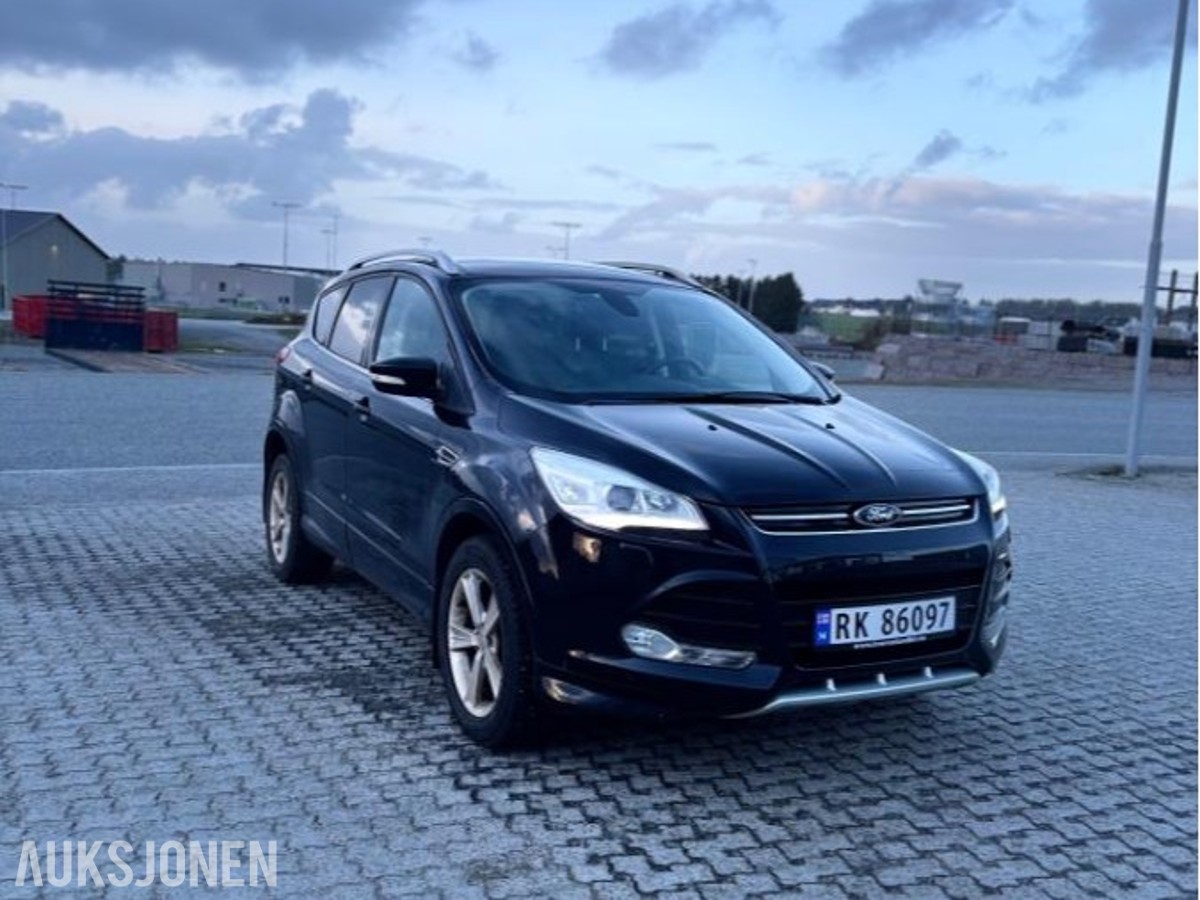 2015 FORD KUGA 2.0 TDCI 150HK AWD AUTOMAT SKINN HENGERFESTE