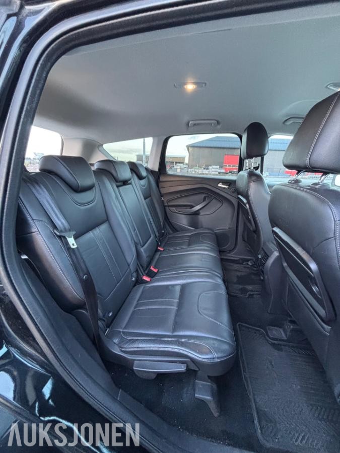 2015 FORD KUGA 2.0 TDCI 150HK AWD AUTOMAT SKINN HENGERFESTE