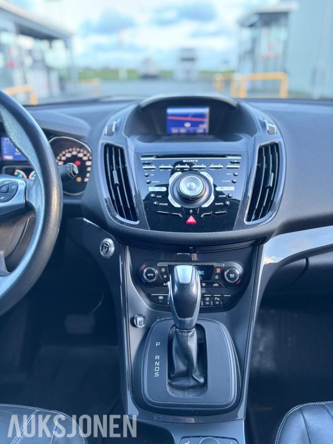 2015 FORD KUGA 2.0 TDCI 150HK AWD AUTOMAT SKINN HENGERFESTE