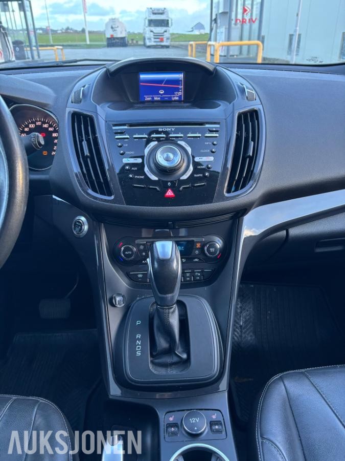 2015 FORD KUGA 2.0 TDCI 150HK AWD AUTOMAT SKINN HENGERFESTE