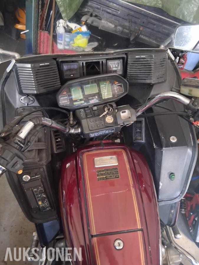 1983 Honda -goldwing aspengard
