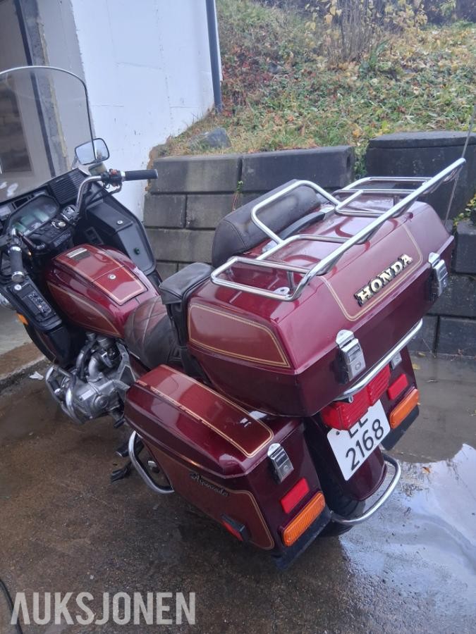 1983 Honda -goldwing aspengard