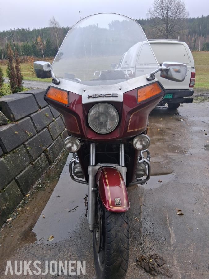 1983 Honda -goldwing aspengard