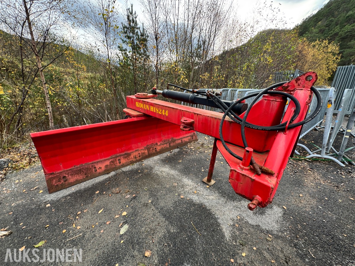Duun HTS 244 brøyteskjær - Svingbart - Største arbeidsbredde 2440 cm