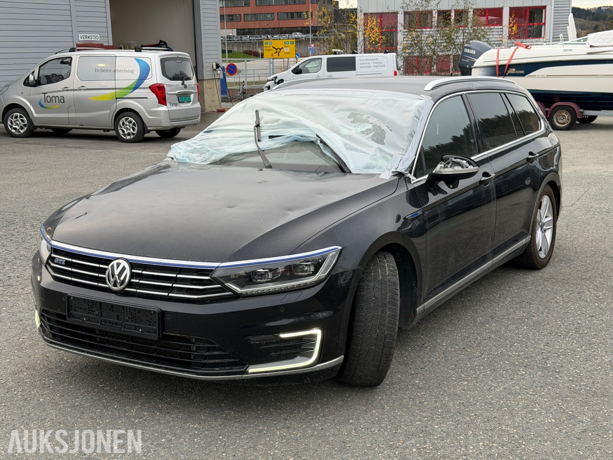 2016 VW PASSAT GTE REP OBJEKT DSG HENGERFESTE
