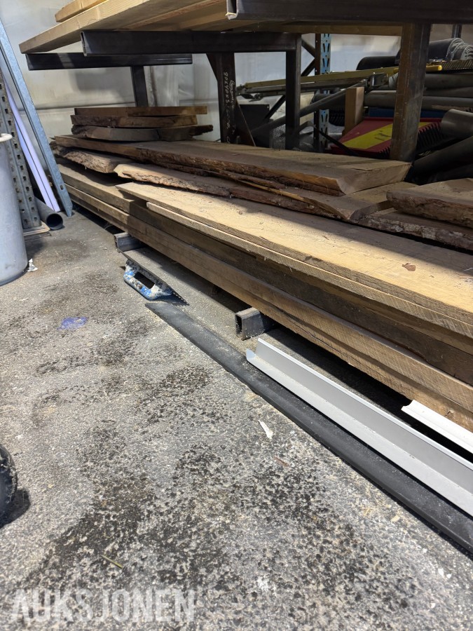 H55 DIVERSE EIKEPLANK