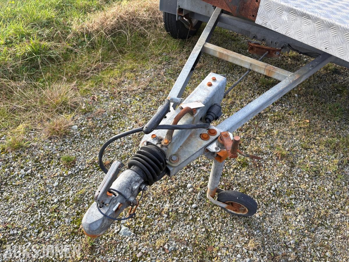 2015 Boro Multimax 3-akslet biltransporter med kjørebruer