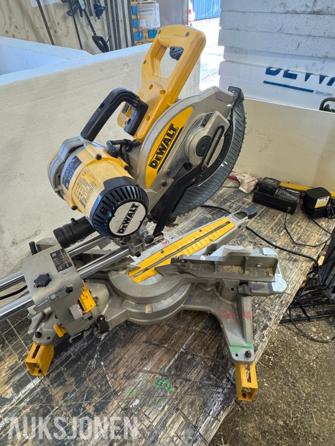 H63 DEWALT KAPP GJÆRSAG
