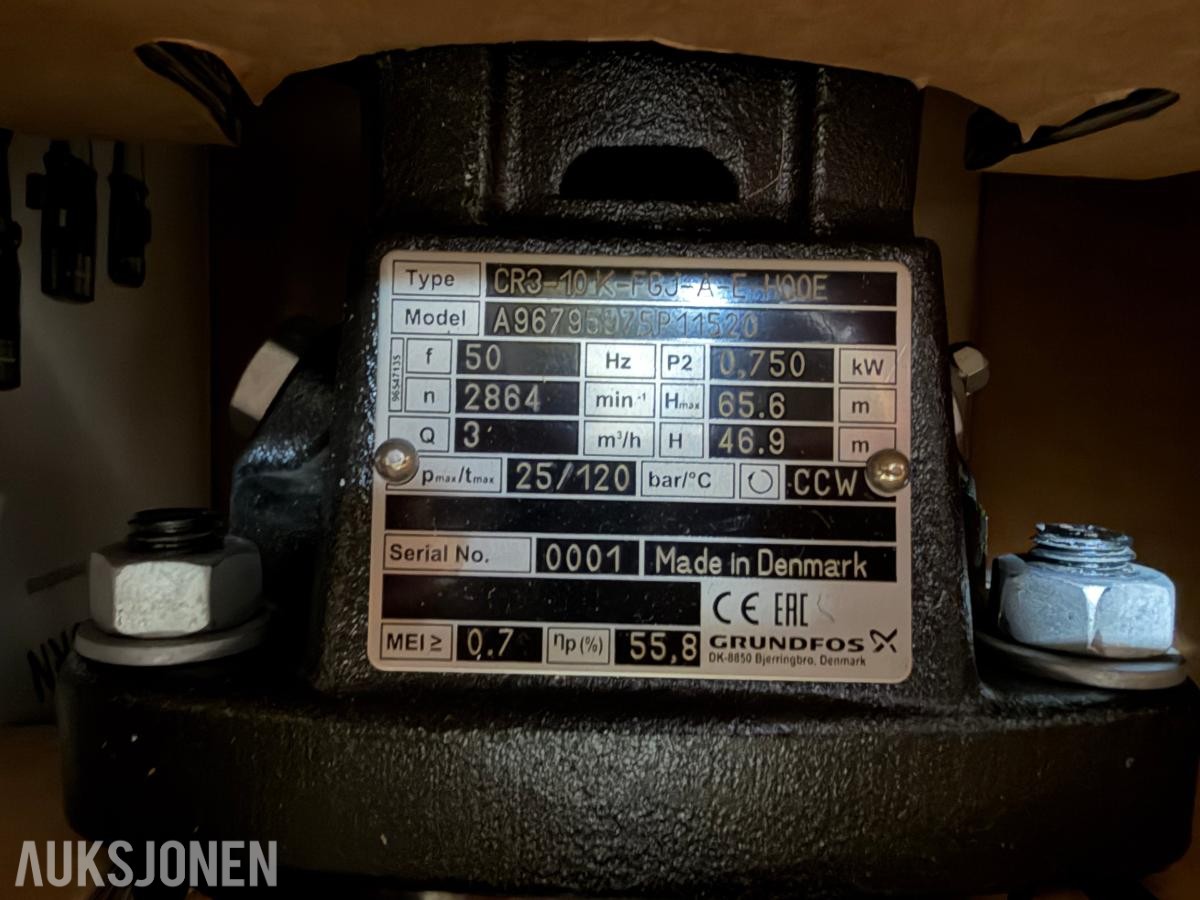 2 stk. Grundfos CR3-10 pumper, 0,75 kW, ubrukt