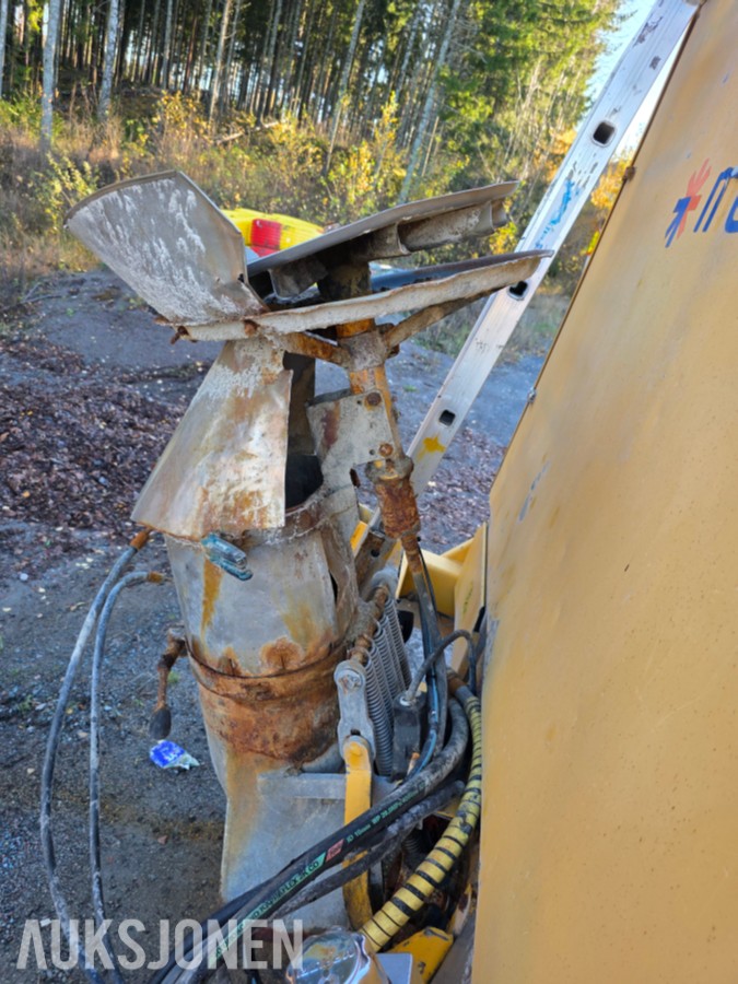 2006 Falkøping C-9 LTFV mixer varmsandspreder
