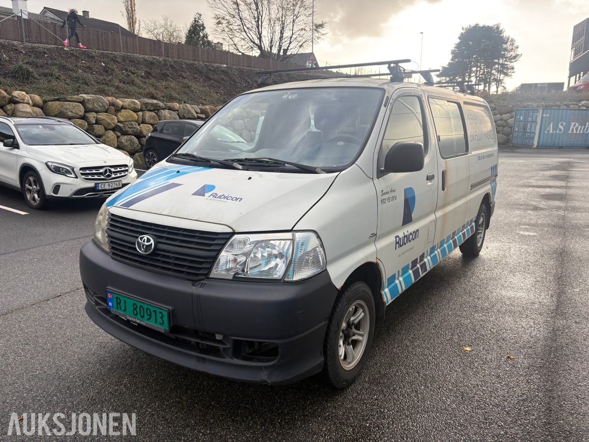 2008 Toyota HiAce, 2.5-117 D